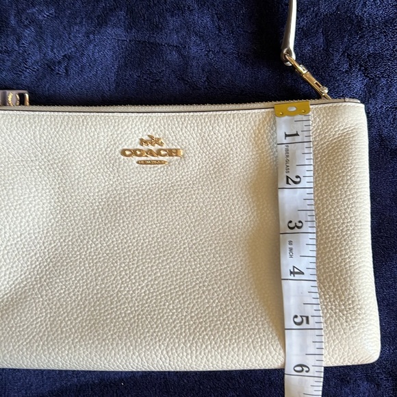 Coach Lyla Crossbody Ivory Color - Picture 11 of 14